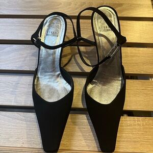 STUART WEITZMAN KITTEN HEELS